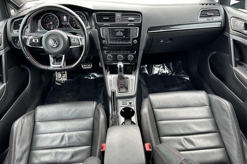 2016 Volkswagen Golf GTI 2.0T SE 4-Door