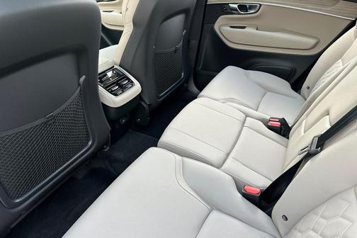 2026 Volvo XC90 B5 Plus 7-Seater