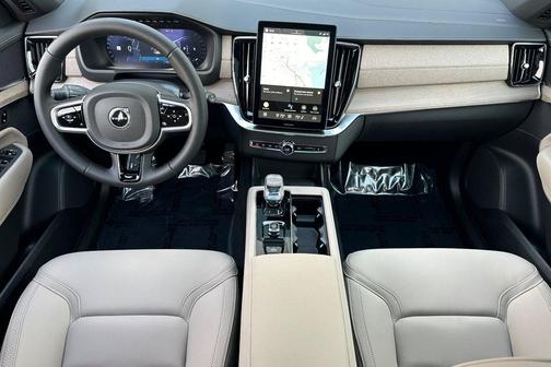 2026 Volvo XC90 B5 Plus 7-Seater