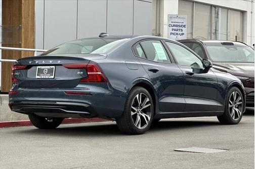 2025 Volvo S60 B5 Plus