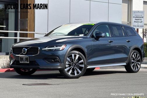 Denim Blue 2025 Volvo V60 Cross Country Ultra, B5 AWD Gas (mild hybrid)