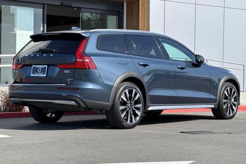 Denim Blue 2025 Volvo V60 Cross Country Ultra, B5 AWD Gas (mild hybrid)