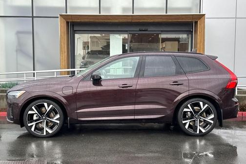 2026 Volvo XC60 Plug-In Hybrid T8 Ultra