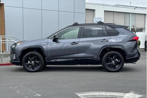 2020 Toyota RAV4 Hybrid SE