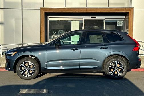 2026 Volvo XC60 B5 Core