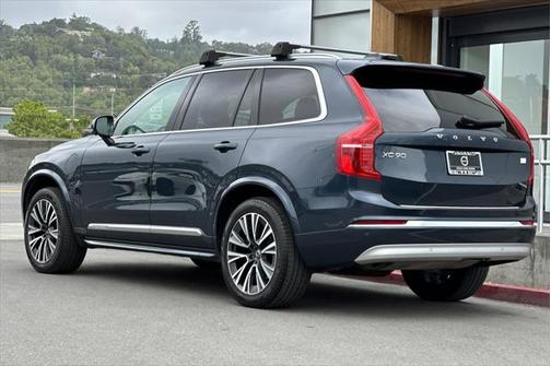 2022 Volvo XC90 Recharge Plug-In Hybrid T8 Inscription Expression 6 Passenger