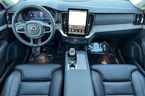 2026 Volvo XC90 Ultra Dark Theme, B6 AWD Gas (mild hybrid), Gasoline, 7 Seats