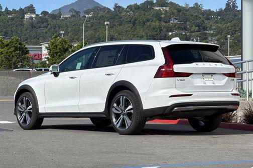 Crystal White Pearl 2026 Volvo V60 Cross Country Plus, B5 AWD Gas (mild hybrid)