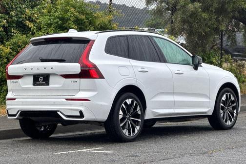 Crystal White Metallic 2026 Volvo XC60 Plug-In Hybrid Plus, T8 AWD Electric/Gasoline, Dark