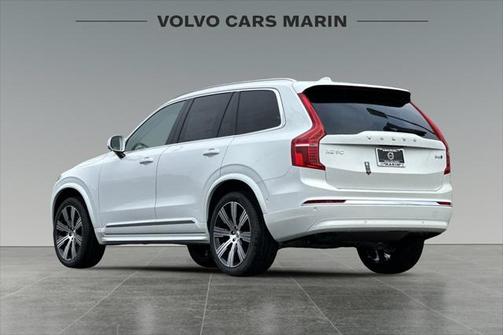 2025 Volvo XC90 B6 Plus 7-Seater
