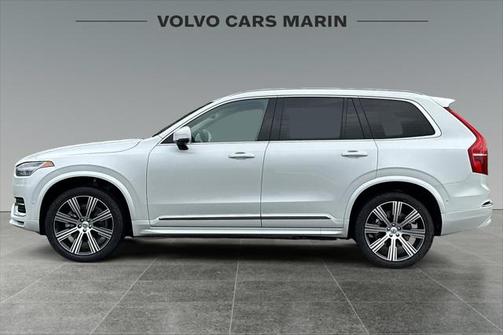 2025 Volvo XC90 B6 Plus 7-Seater