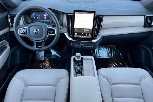 2026 Volvo XC90 Plug-In Hybrid Plus, T8 AWD, Electric/Gasoline, Bright, 7 Seats