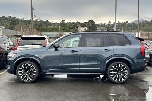 2026 Volvo XC90 Ultra Dark Theme, B6 AWD Gas (mild hybrid), Gasoline, 6 Seats