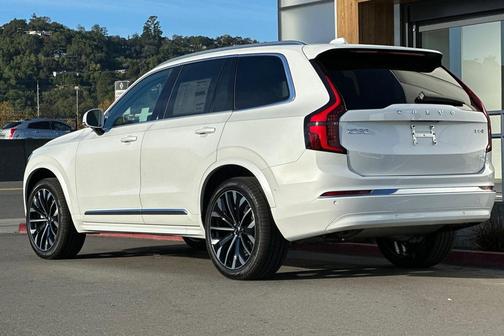 2026 Volvo XC90 B5 Plus 7-Seater