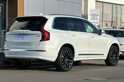 2026 Volvo XC90 B5 Plus 7-Seater