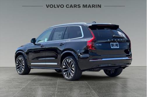 2025 Volvo XC90 Plug-In Hybrid T8 Plus 7-Seater