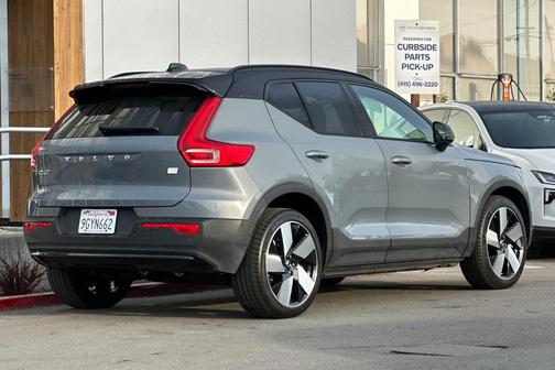 2023 Volvo XC40 Recharge Pure Electric Twin Ultimate