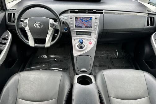 2012 Toyota Prius Plug-in Base