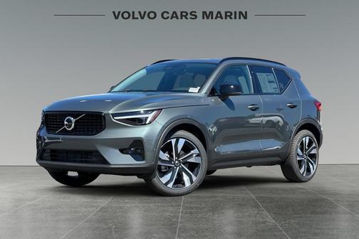 2026 Volvo XC40 B5 Ultra