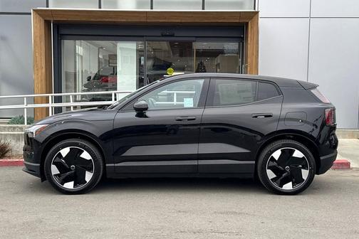 2025 Volvo EX30 Twin Motor Plus