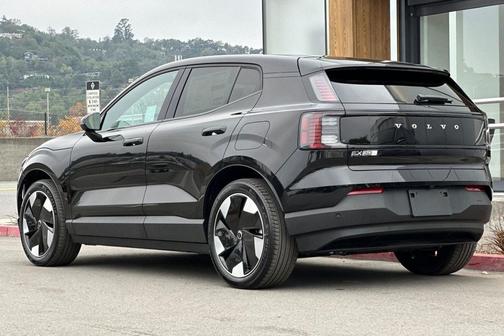 2025 Volvo EX30 Twin Motor Plus