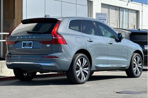 2022 Volvo XC60 Recharge Plug-In Hybrid T8 Inscription