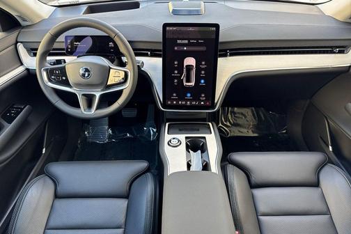 Crystal White 2026 Volvo EX90 Ultra, Twin Motor Performance, Fully electric, 7 Seats
