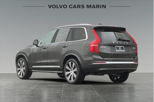 2025 Volvo XC90 B6 Ultra