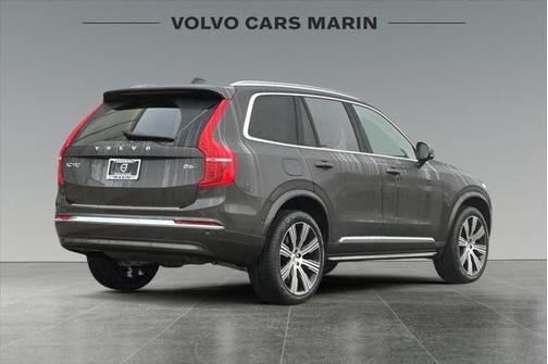 2025 Volvo XC90 B6 Ultra