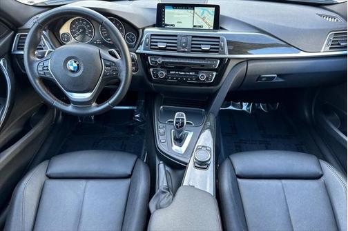 2017 BMW 330 330i