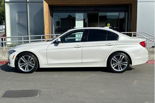 2017 BMW 330 330i