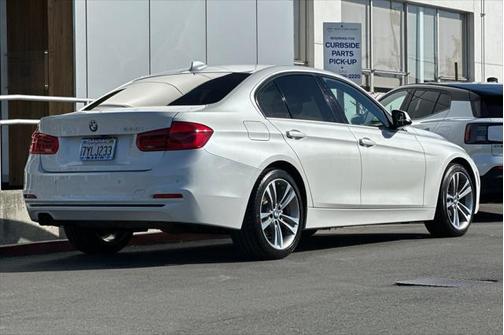 2017 BMW 330 330i