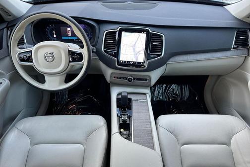 2023 Volvo XC90 B6 Plus 7-Seater