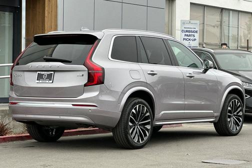 2026 Volvo XC90 B5 Plus 7-Seater
