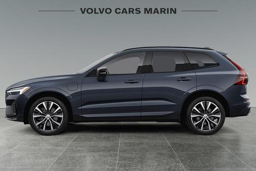 2023 Volvo XC60 Recharge Plug-In Hybrid T8 Ultimate Dark Theme