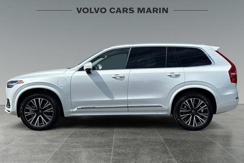 2024 Volvo XC90 Recharge Plug-In Hybrid T8 Plus Bright Theme 7-Seater
