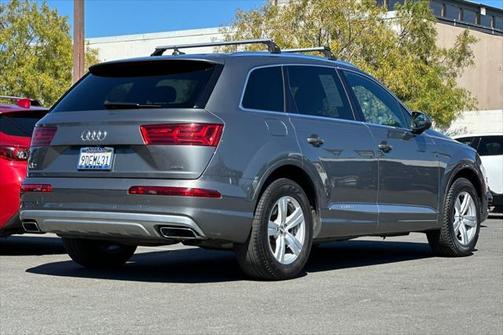 2017 Audi Q7 2.0T Premium