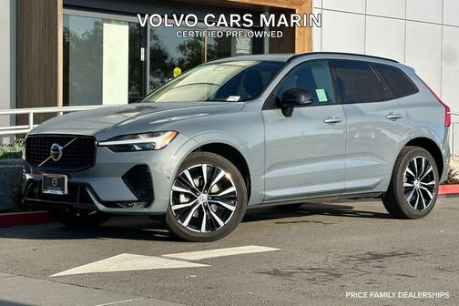 Thunder Grey Metallic 2024 Volvo XC60 B5 Plus Dark Theme