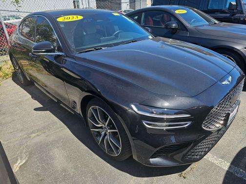 Vik Black 2023 Genesis G70 2.0T RWD