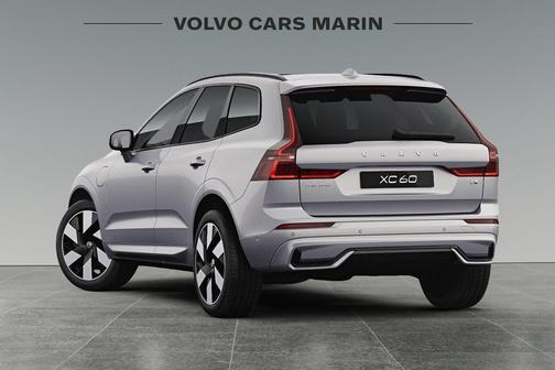 2025 Volvo XC60 Plug-In Hybrid T8 Plus