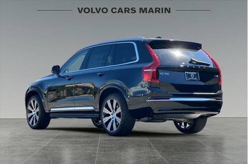2025 Volvo XC90 Plug-In Hybrid T8 Plus 7-Seater