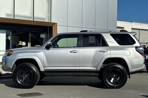 2018 Toyota 4Runner TRD Off Road Premium