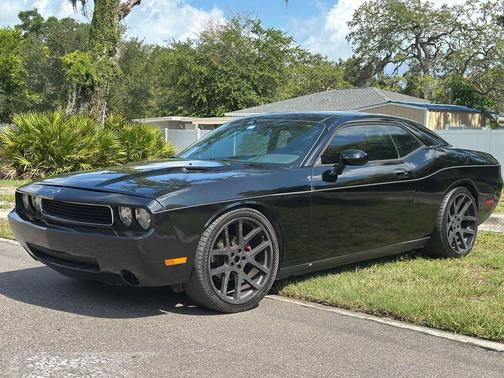 2010 Dodge Challenger SE