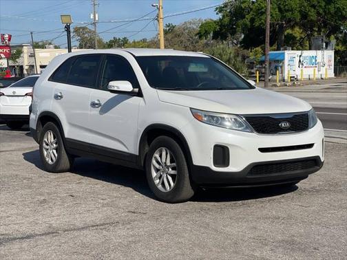 2014 Kia Sorento LX