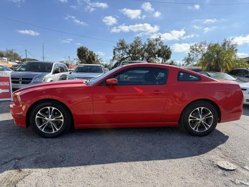 2014 Ford Mustang V6
