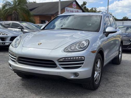 2013 Porsche Cayenne Cayenne