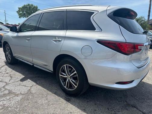 2016 INFINITI QX60 Base