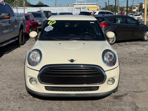 Pepper White 2019 MINI Hardtop Oxford Edition