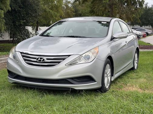 2014 Hyundai SONATA GLS