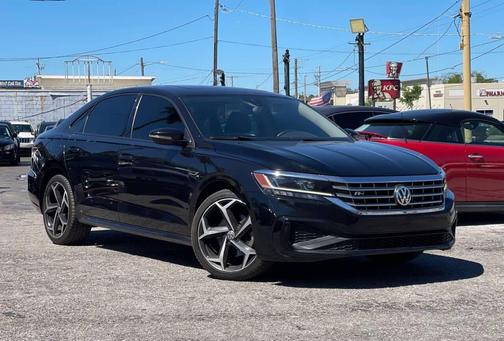 2020 Volkswagen Passat 2.0T R-Line